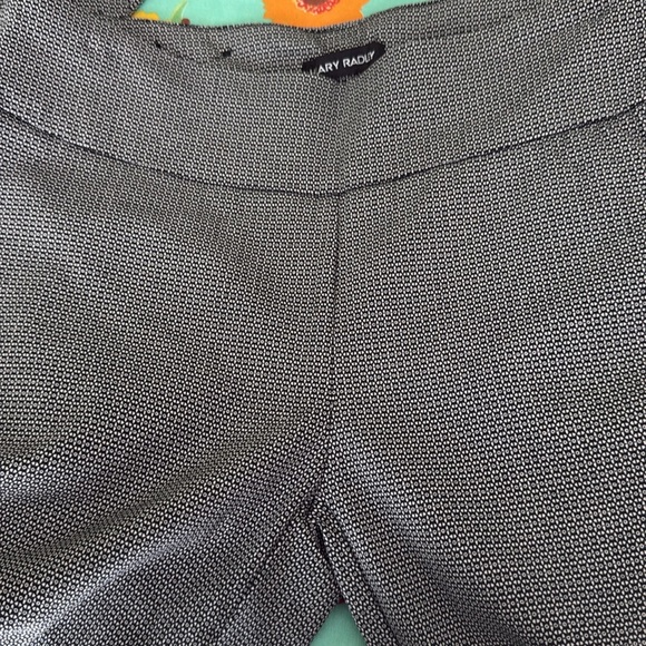 Office/dress Multi-Patterned Pants bundle - Picture 3 of 6